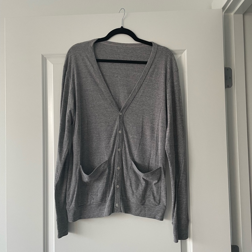 American Apparel - gray sweater cardigan (M)
